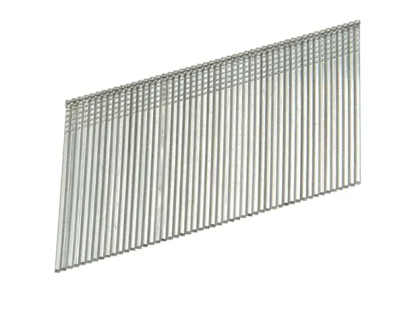 DEWALT 16 Gauge Stainless Steel 20° Finish Nails 32mm (2500 Pack)
