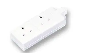 PERMAPLUG 2-Gang Υψηλής Απόδοσης Ελαστικό Κινητή Πρίζα, Λευκό, 13Α