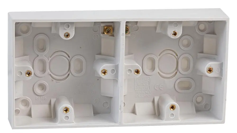 BRITISH GENERAL Caja de Superficie 2 Gang Blanca, 37mm