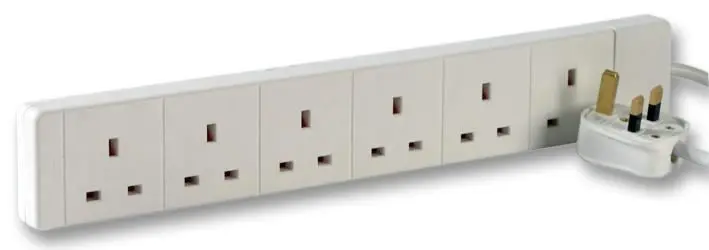 Pro Elec כבל מאריך עם 6 שקעים, 0.5 מטר, 13A