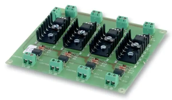 CEBEK 4-kanaals geïsoleerde IO MOSFET bordmodule