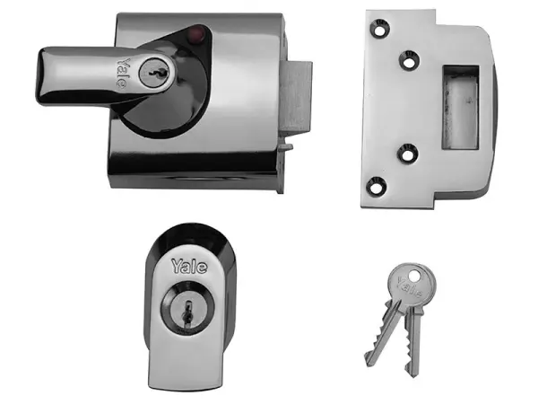 Yale BS1 Nightlatch British Standard Lock, 60mm Backset, Chrome