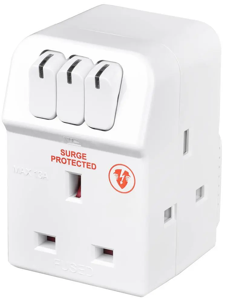 Masterplug Regleta con Protección contra Sobretensiones y 3 Tomas Interruptor