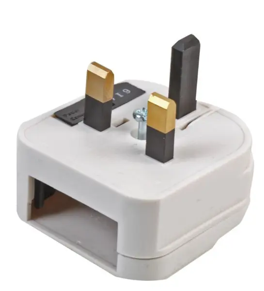 POWERCONNECTIONS - Penukar Palam Euro ke UK, Boleh Digunakan Semula, 3A, Putih