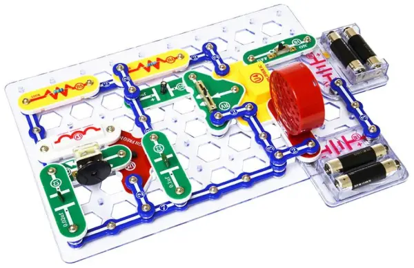 Snap Circuits Classic Plus Kit - 300+ Electronic Projects