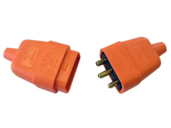 Dencon 3-Pin Rubber Connector Plug, 10A, Orange