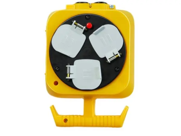 Brennenstuhl Hängende Mehrfachsteckdose 240V 13A 6-fach 5m