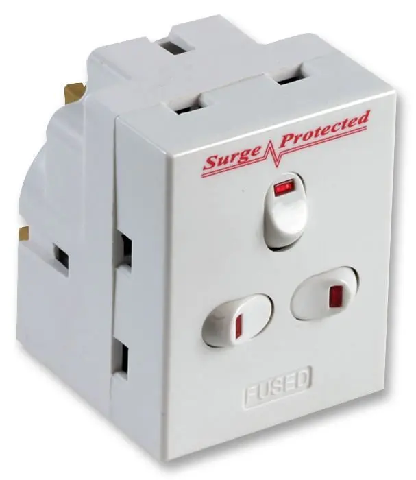 PRO ELEC 3-Way Switched Surge Protected Plug Adaptor, 13A Fused, White