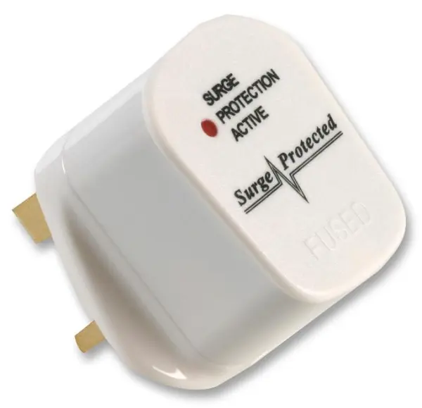 PRO ELEC Surge Protected Plug, 5A Fuse, White