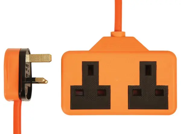 Pro Elec Leathnú Príomhlíne, 2 Sóicéad, 13A, 2m, Oráiste