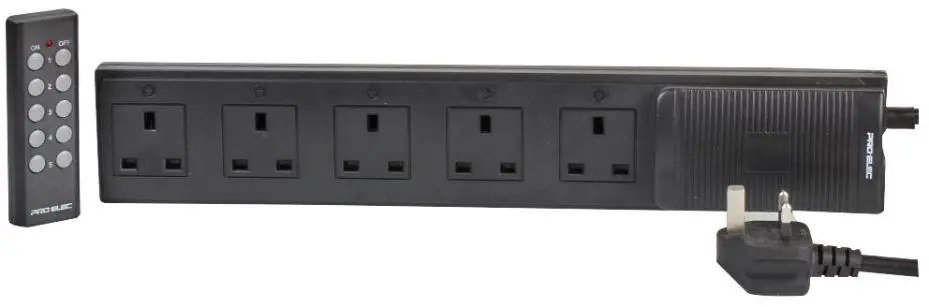 PRO ELEC - 5-fach Steckdosenleiste mit Fernbedienung, Schwarz, 1m