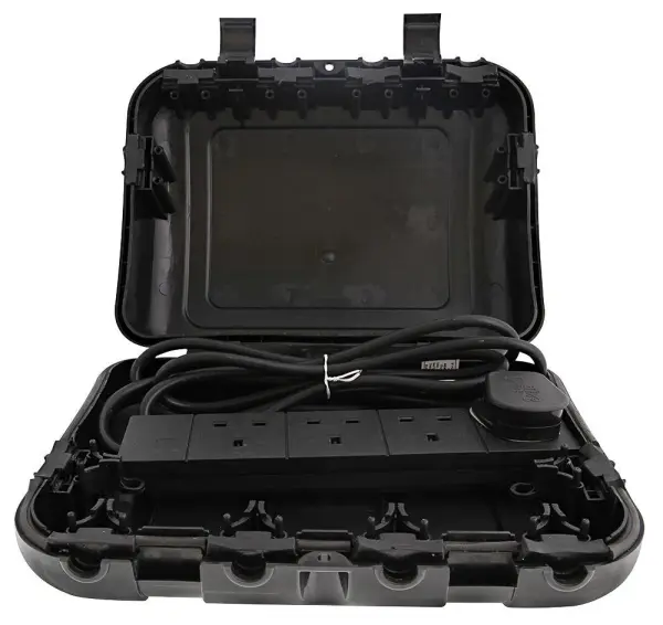 PRO ELEC Εξωτερικό Θήκη με 4-Θύρες Επέκτασης 2m, Μαύρο, IP64