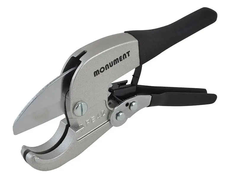 Monument 2645T Ratchet Action Plastic Pipe Cutter, 42mm