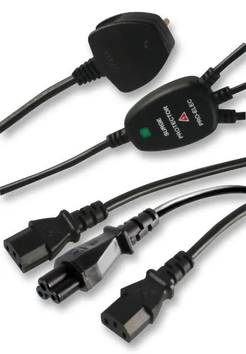 PRO ELEC Séparateur IEC, 2x Prises C13 & C5 avec Protection contre les Surtent,