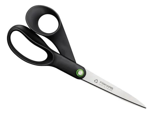 Fiskars ReNew ユニバーサルハサミ 21cm リサイクルスチール＆プラスチック製