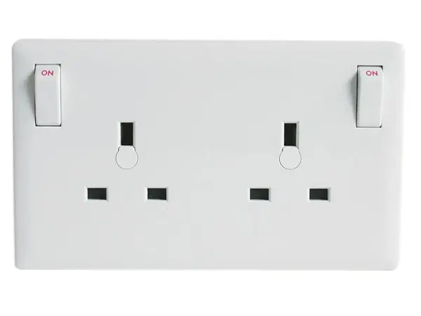 Dencon Převodník zásuvky z 1G na 2G pro pevnou instalaci