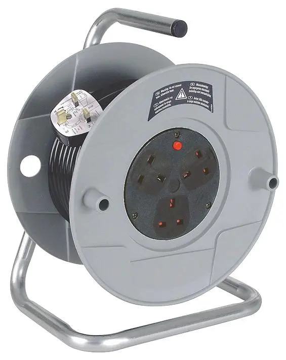 BRENNENSTUHL AK260 Carrete de Cable Extensión 3 Tomacorrientes, 25m, 13A