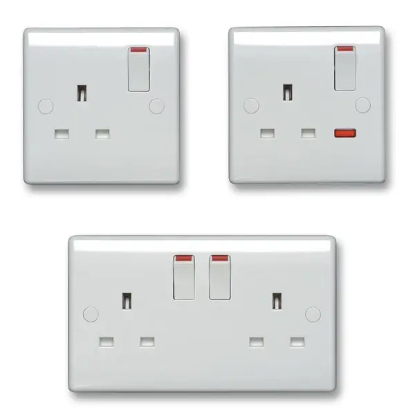 BG 13A 1 Gang Double Pole Switched Socket, White