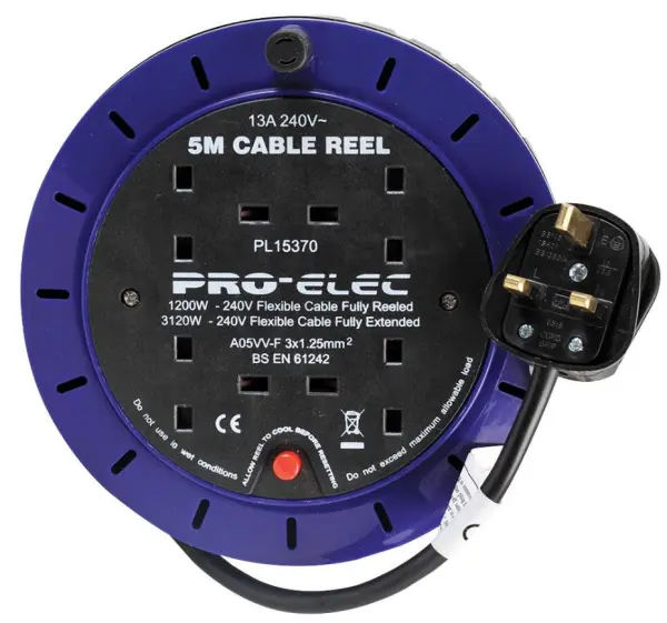 PRO ELEC Cavo Prolunga a Rullo con 4 Prese, 13A, 5m