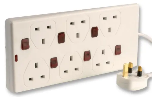 PRO ELEC - 6-fach Steckdosenleiste mit separaten Neon-Schaltern, 2m