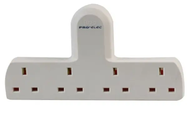 PRO ELEC Socracha Tánaiste 4 Slí, 13A 250V, Bán