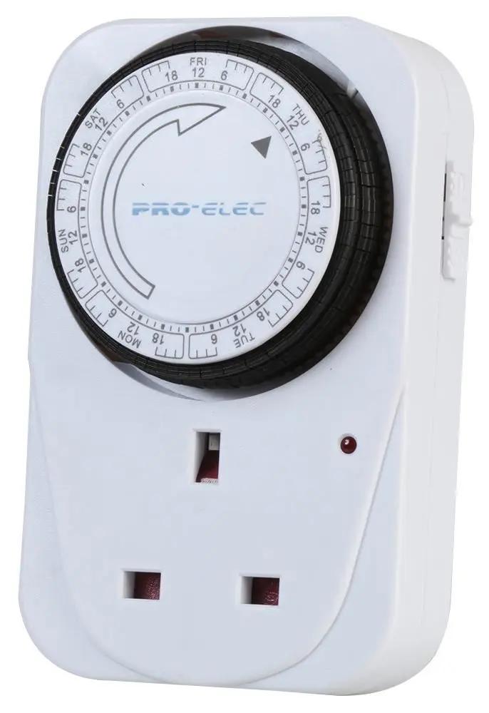 Minuterie mécanique enfichable PRO ELEC 7 jours, analogique, 13A