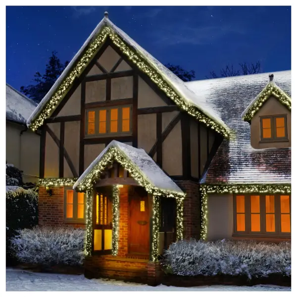 Premier 3000 LED Warm White Cluster Lights with Timer, 37.5m