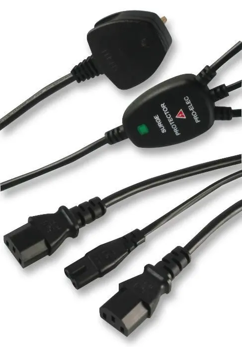 PRO ELEC Spíóltóra IEC le Cosaint Surge, 2x IEC & Fig 8, 2.3m