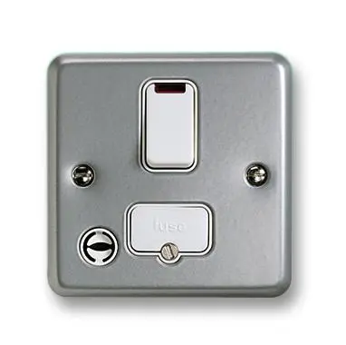 MK Metalclad Plus Base Interruptor con Fusible y Salida Flexible