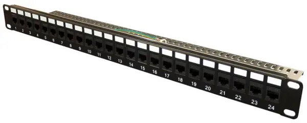 TUK Pannello di Accoppiamento Cat5e da 24 Porte per Rack 19”