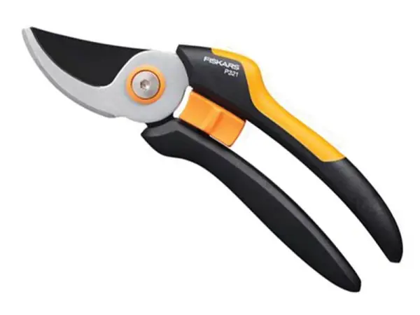 Fiskars P321 Solid™ Bypass Pruner, 20mm Cutting Capacity