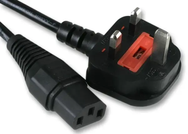 Pro Elec Cable de alimentación 1m, enchufe UK a IEC C13, negro, 10A