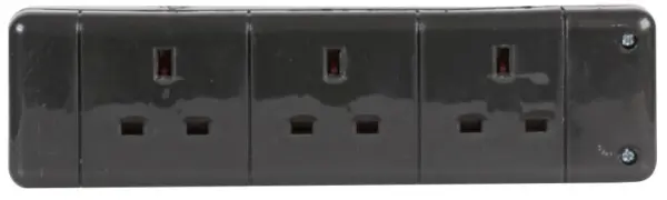 PRO ELEC 3-Gang Extension Socket, 13A, Black