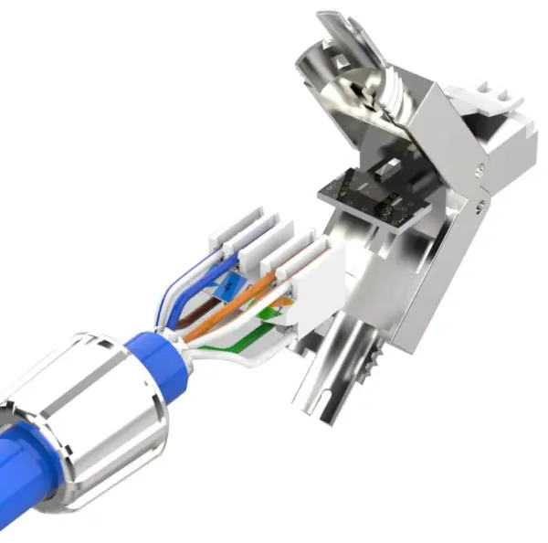 TUK Cat6a Plug Barraíochta le haghaidh Téarmúcháin Réimse