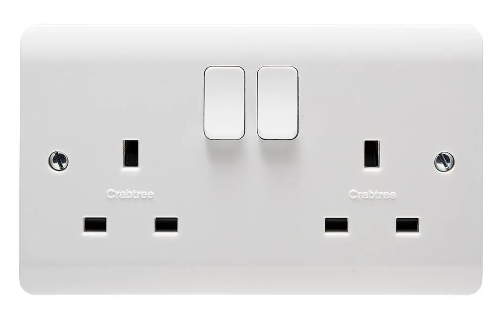 CRABTREE Instinct 2-Gang Double Pole Switched Socket, White, 13A