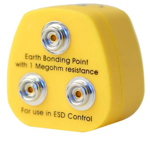 Antistat ESD Earth Triple Bonding Plug, 3x 10mm Studs, Yellow (Euro)