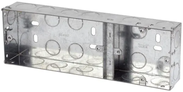 CLICK Scatola di derivazione in acciaio, 35mm di profondità, 1 e 2 vie