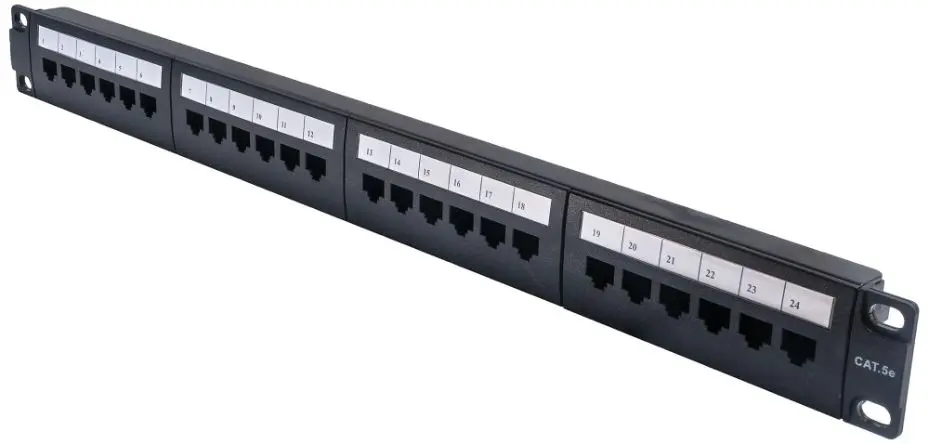 TUK - Painéal Páiste Cat5e RJ45 24-Port le Bainistíocht Cábla