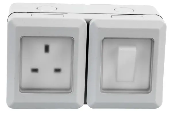 PRO ELEC Weerbestendig Schakelbaar Stopcontact, IP55, 13A