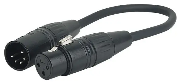 SHOWTEC 5-Pin naar 3-Pin XLR DMX Adapterkabel, 0,25m, Zwart