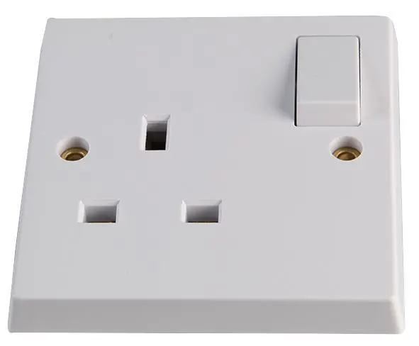VOLEX 13A 1 Gang DP Switched Socket, White