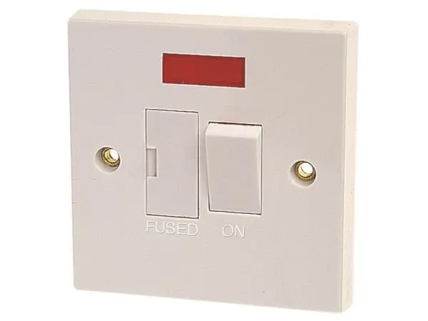 Dencon Geschakelde Zekeringstekkerdoos 13A met Controlelampje