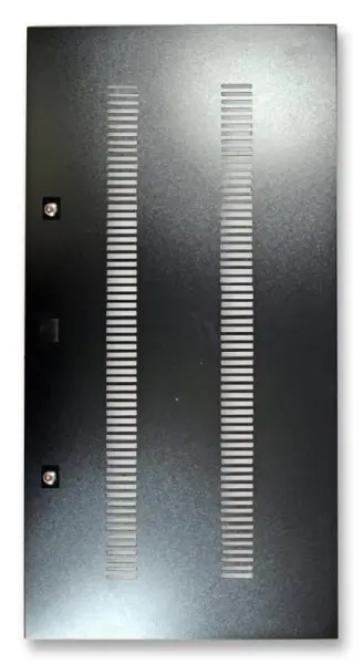 RACKZ - Pintu Berpengudaraan 28U Berkunci untuk Kandungan Rak Kontraktor 19 In