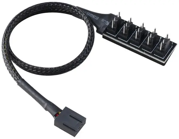 AKASA Flexa FP5H 5-Way PWM 팬 스플리터 케이블