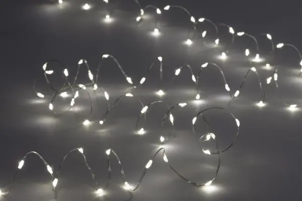 Pro Elec 100 LED Battery Operated Pin Wire Lights White 4.95m with Timer